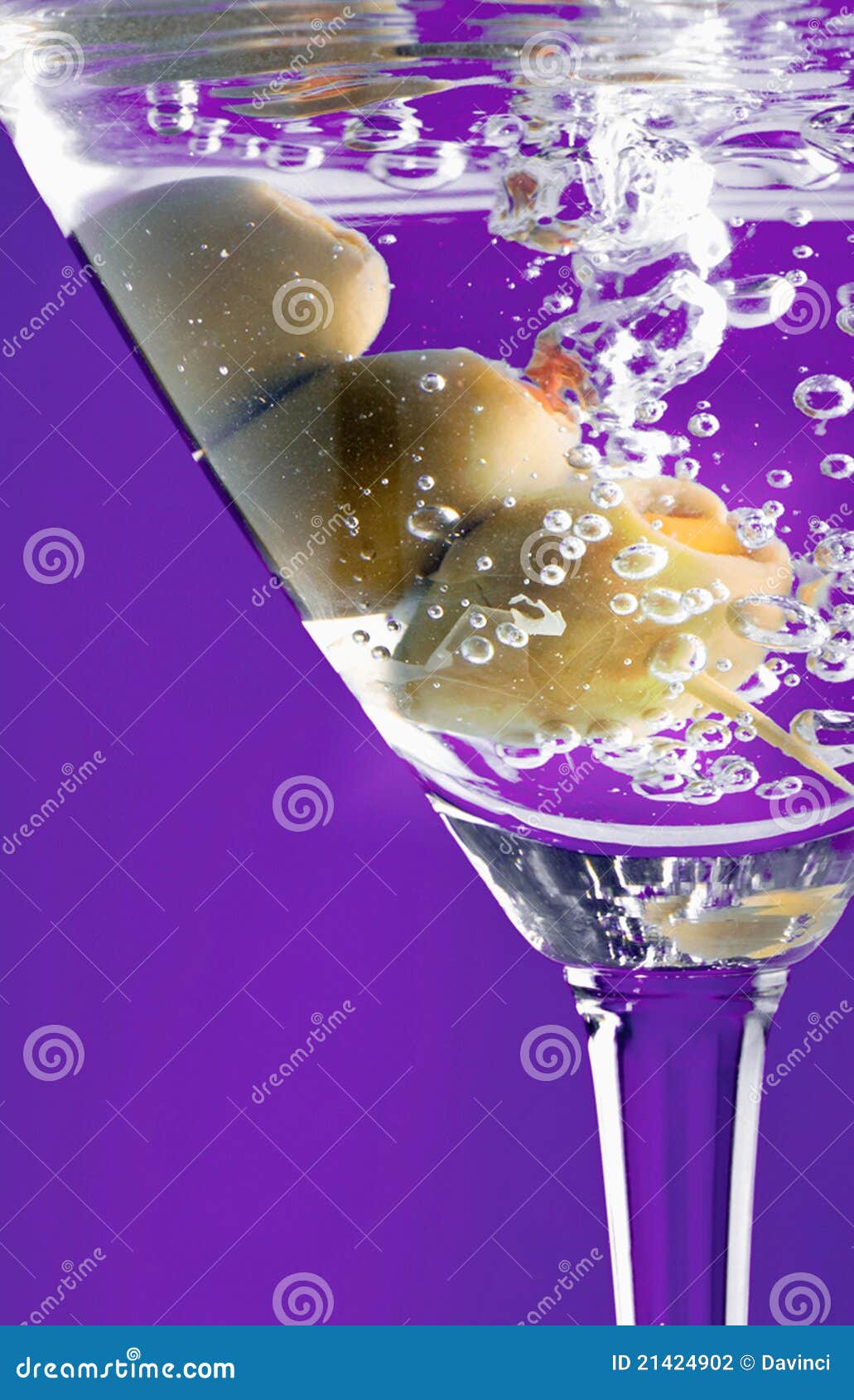 Martini photo stock. Image du liquide, garnissez, rafraîchissement