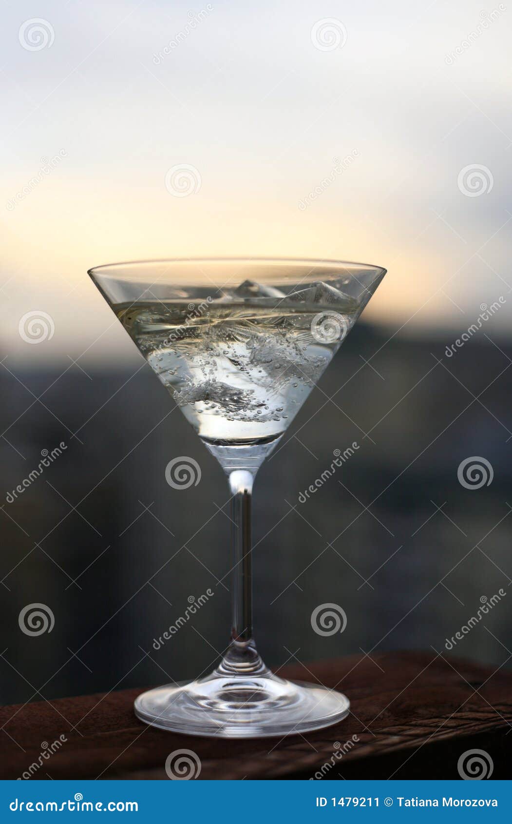 Martini on a sunset stock image. Image of alcoholic, drinks 1479211