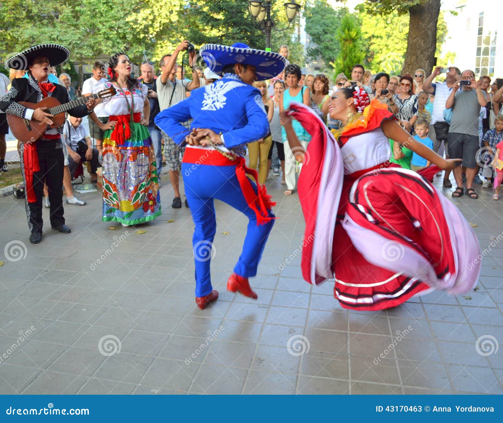 Marvelous dancing couple editorial stock photo. Image of dance - 43170463