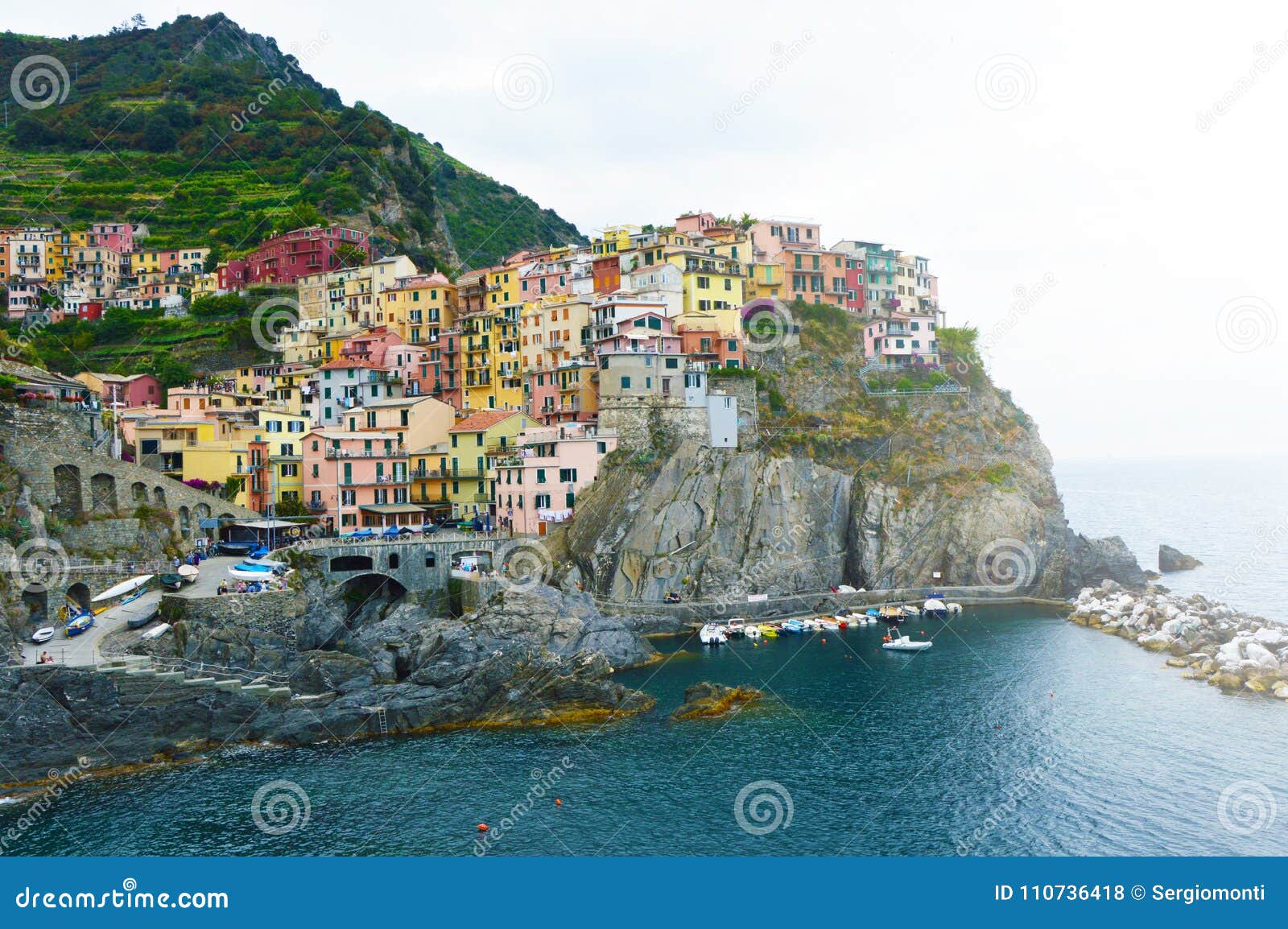 marvelous view of the village of manarola, italy
