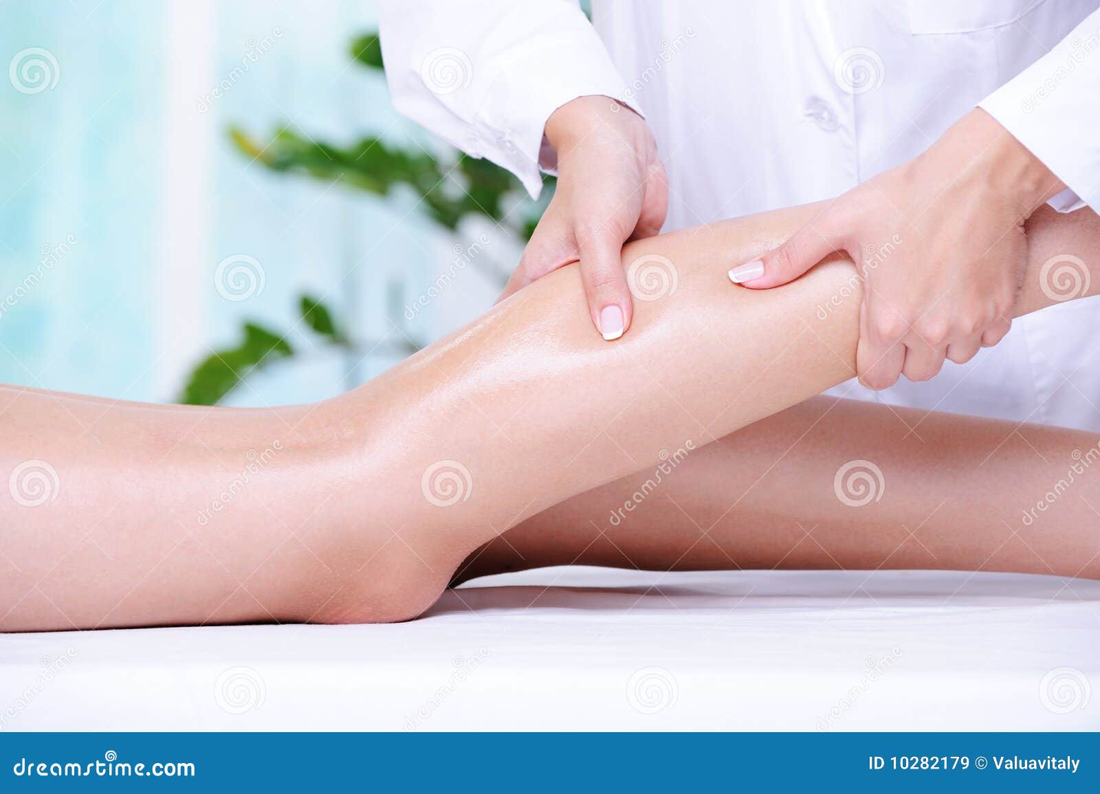 Descarga Muscular Masaje Descontracturante De Piernas Masaje