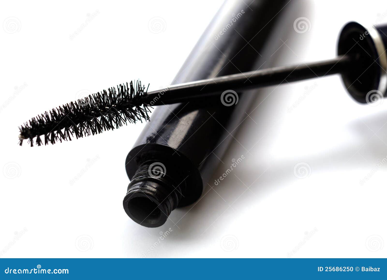 mascara