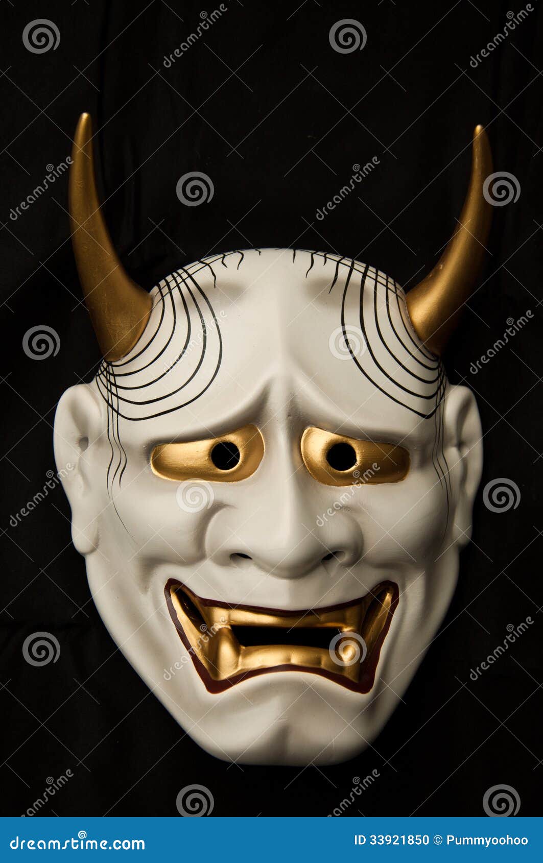 Maschera Giapponese Del Demone Fotografia Stock - Immagine di mestiere,  asiatico: 33921850
