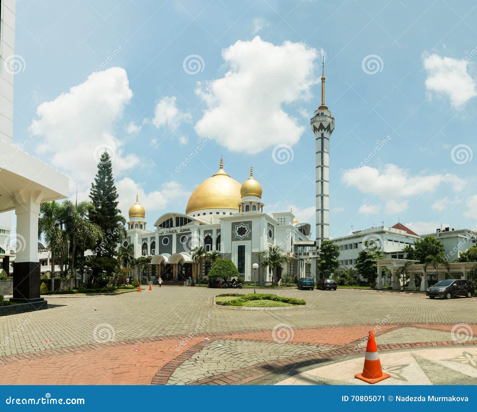 Anang hi-res stock photography and images - Page 2 - Alamy