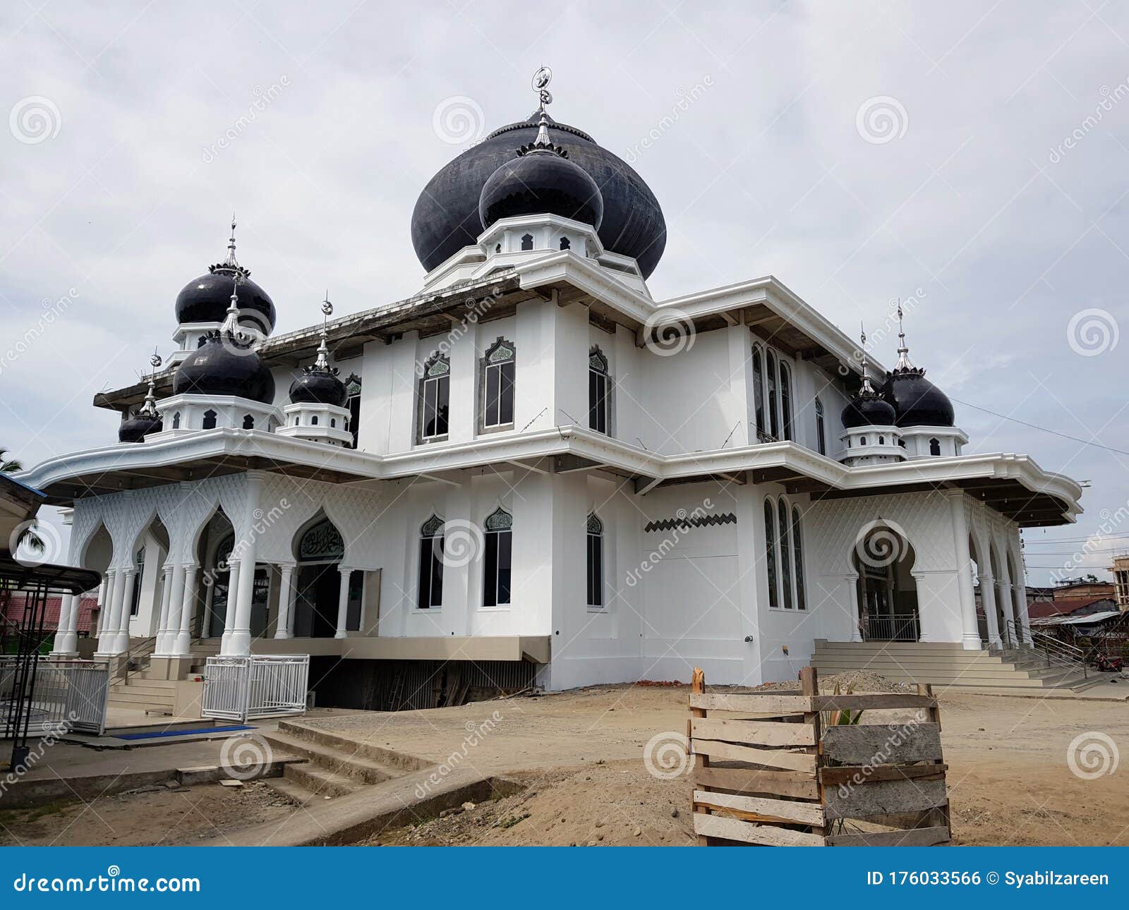 masjid besar baiturrahman teunom, aceh jaya.