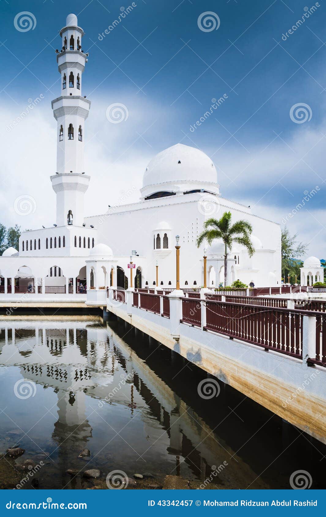 Terapung terengganu masjid