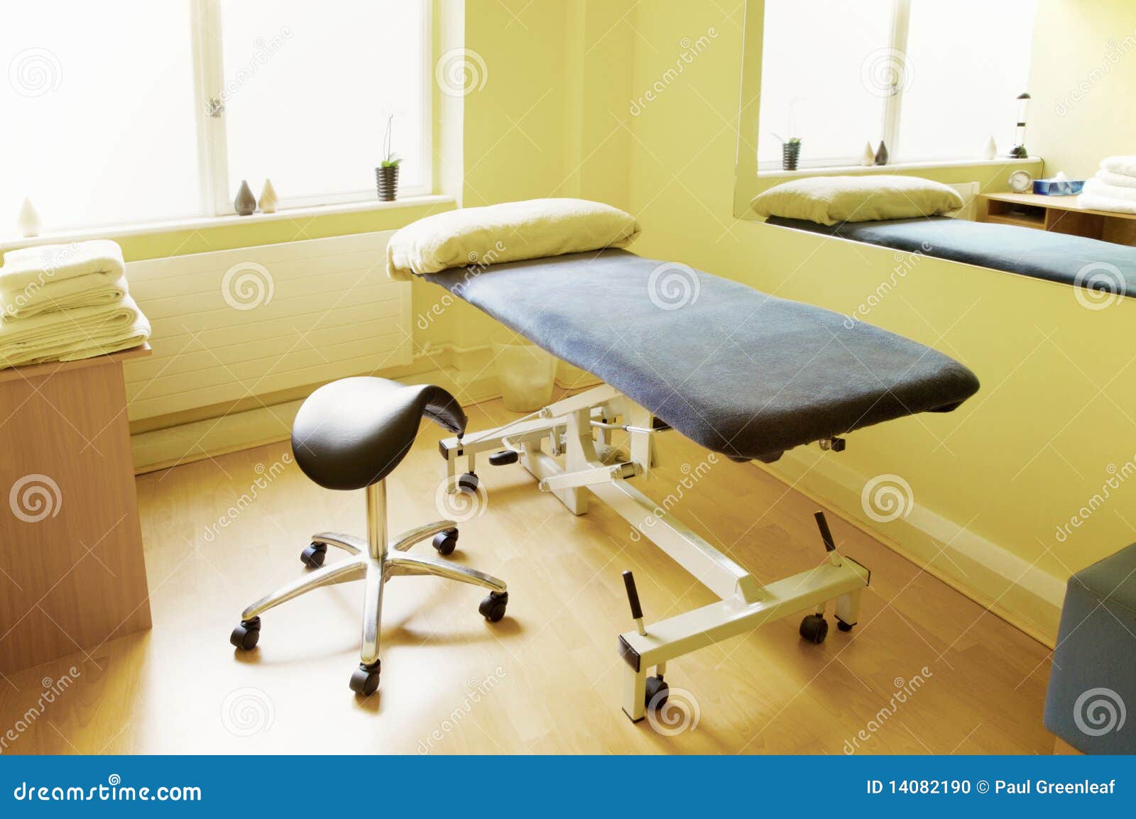 Massage, Physiotherapy, Acupuncture Treatment Room Stock Photo Image of mind, concentration