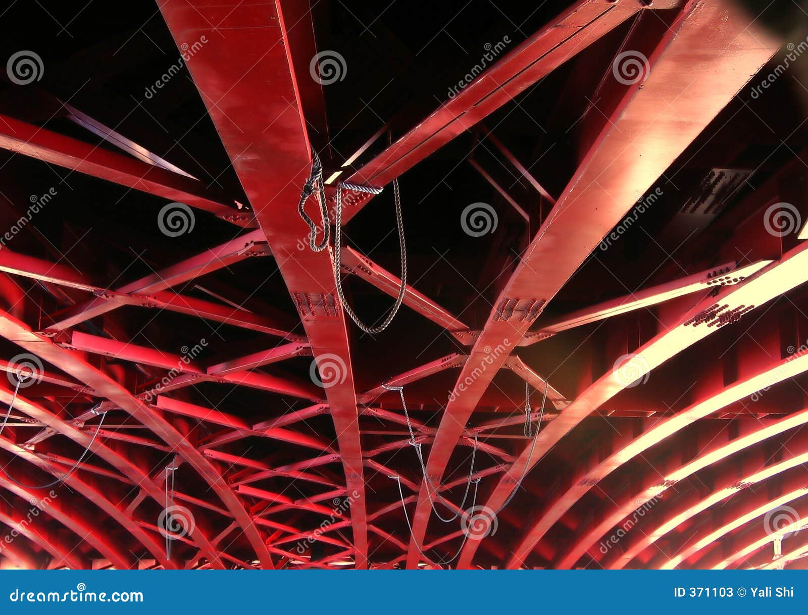 massive girder bridge