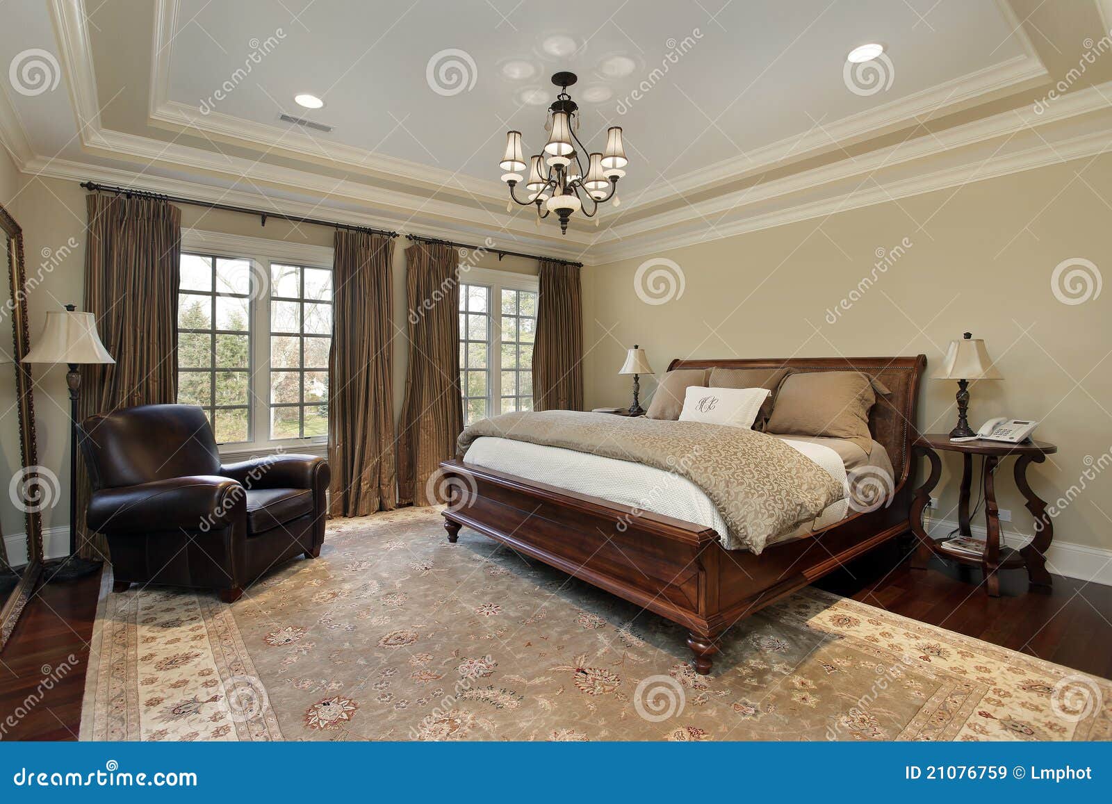 Master Bedroom With Tray Ceiling Stock Image Image Of Suburbs