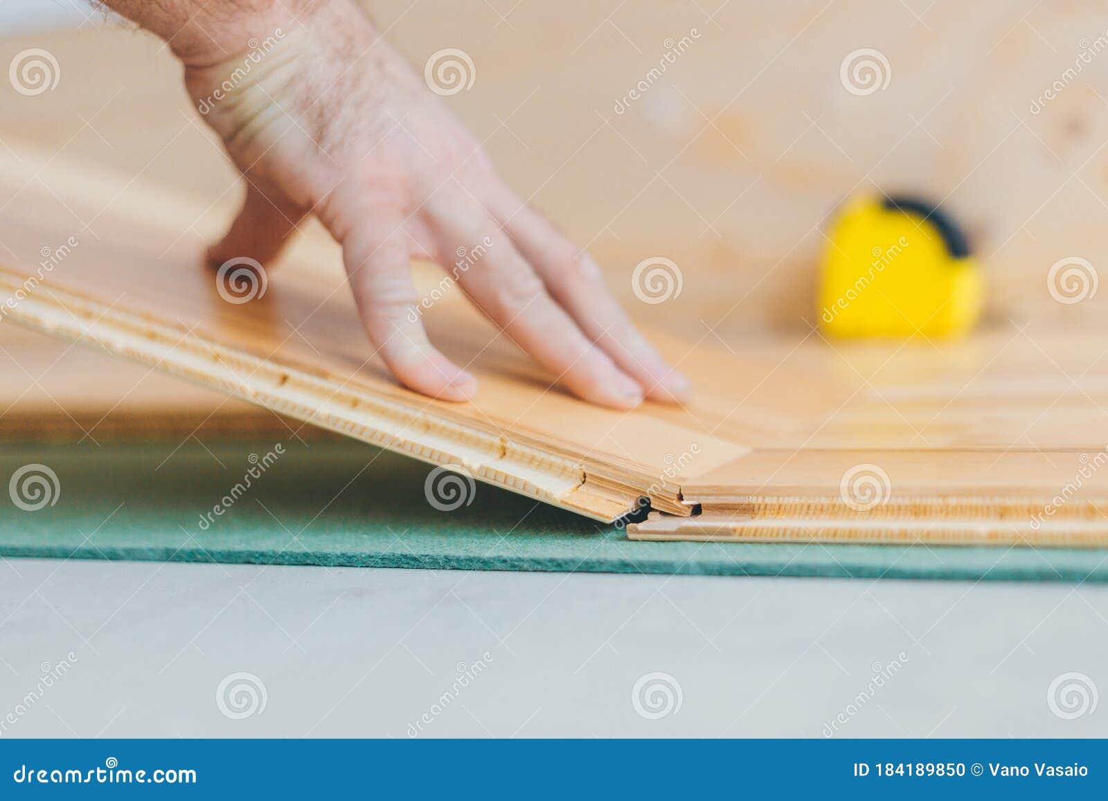 Master Inserts the Floorboard Technology Build a Floating Floor Stock