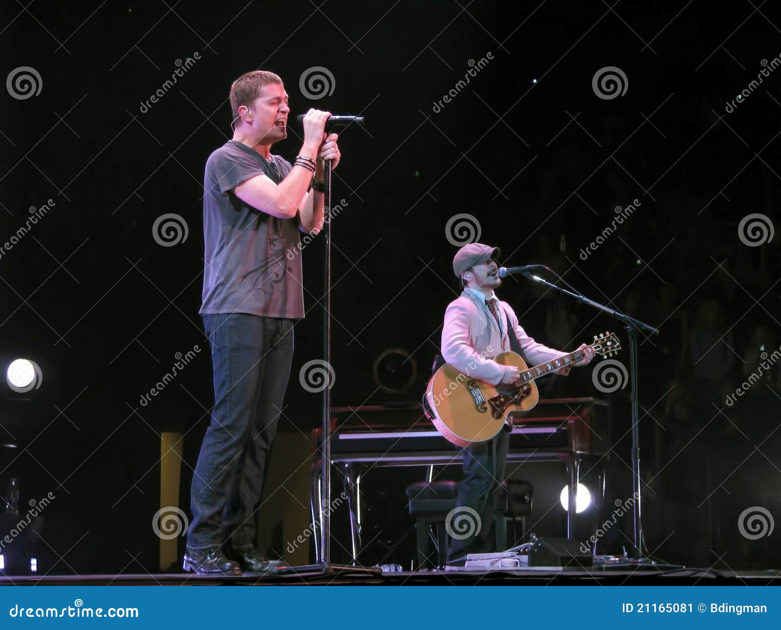 Matchbox Twenty Live Performance Editorial Photo Image of matchbox