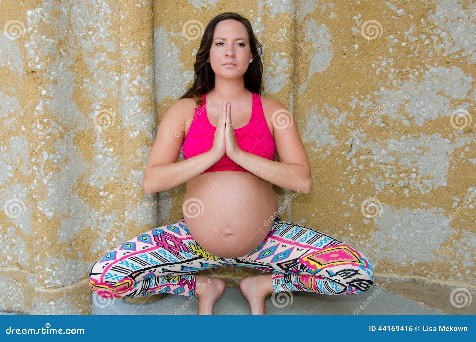 Pregnant Woman Squatting Exercise Stock Photos - Free & Royalty