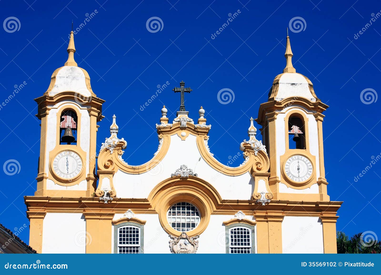 matriz de santo antonio church of tiradentes minas gerais brazil