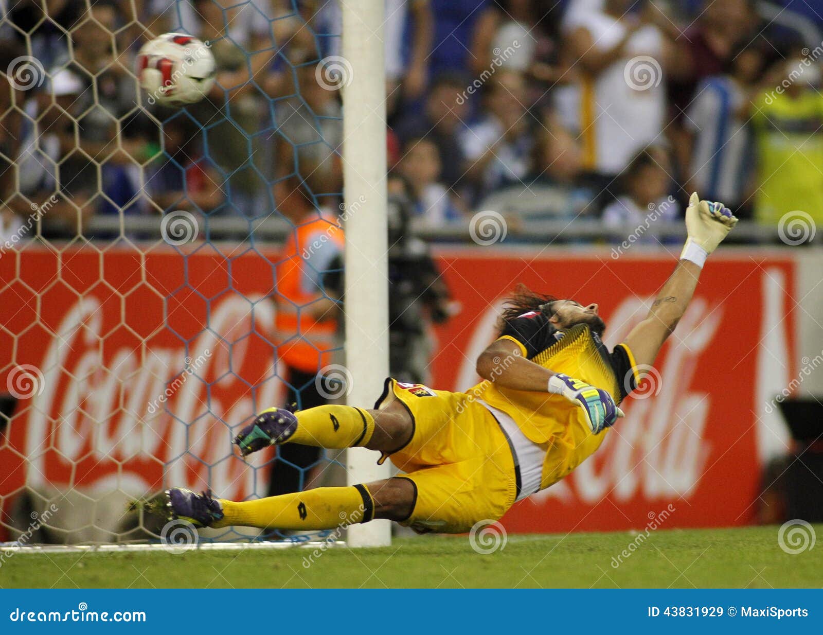 Mattia Perin of Genoa CFC editorial stock image. Image of european -  43831929