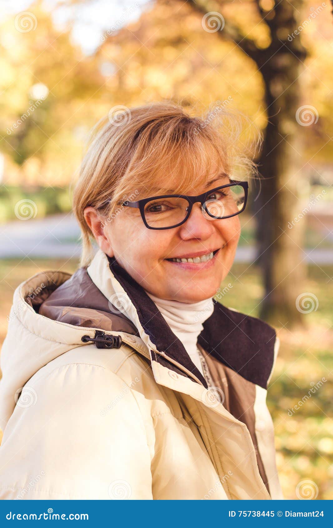 mature blonde with glasses Mature blonde with glasses