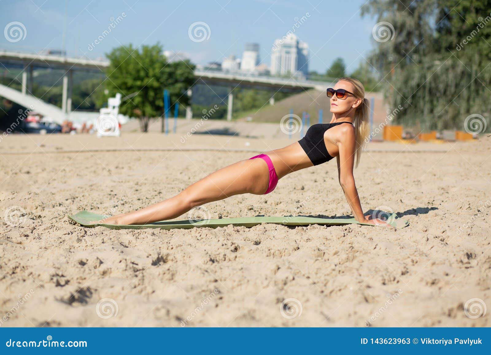 Mature Beach Babes