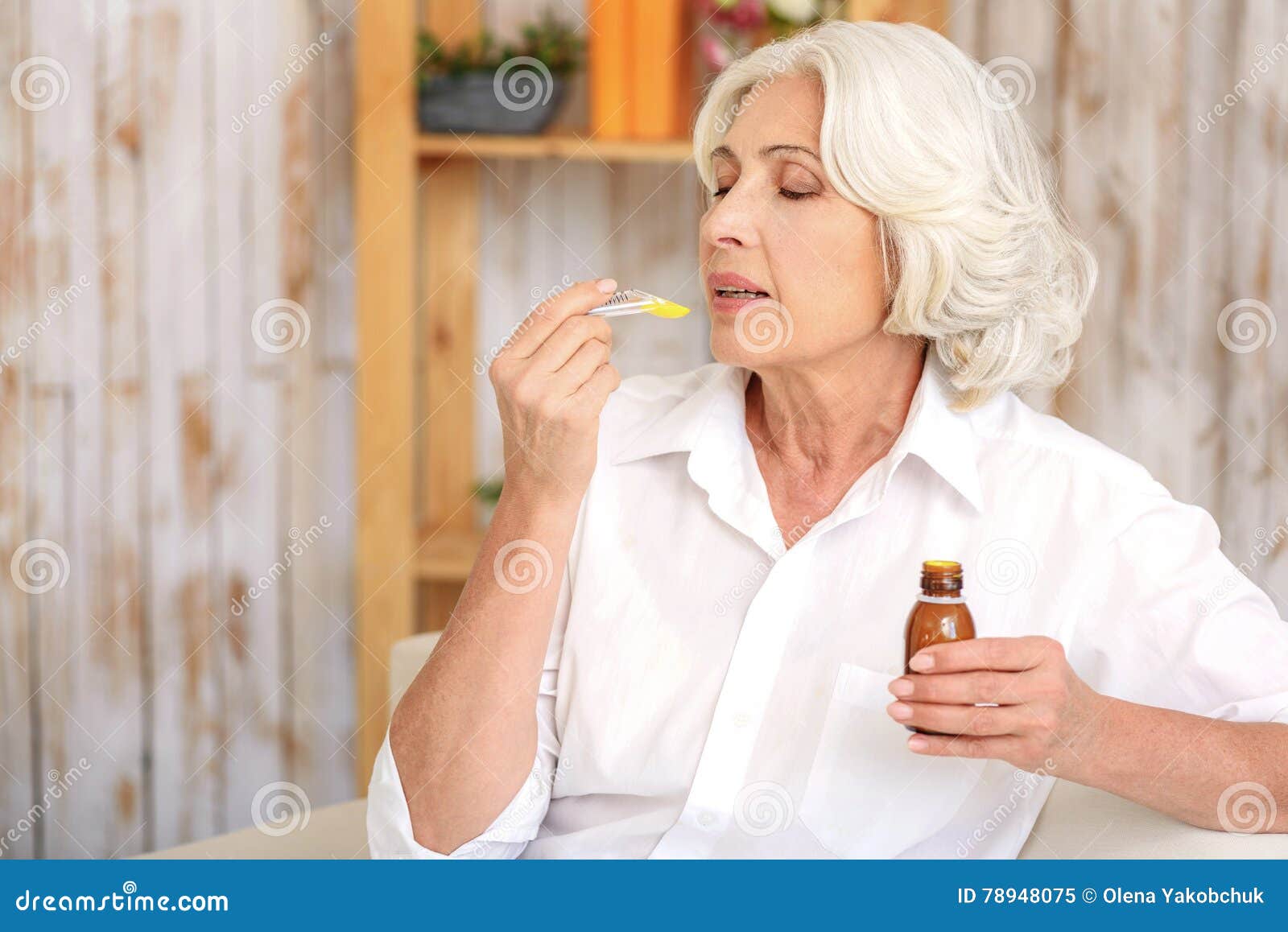 Smoking Old Granny Mature Granny Old