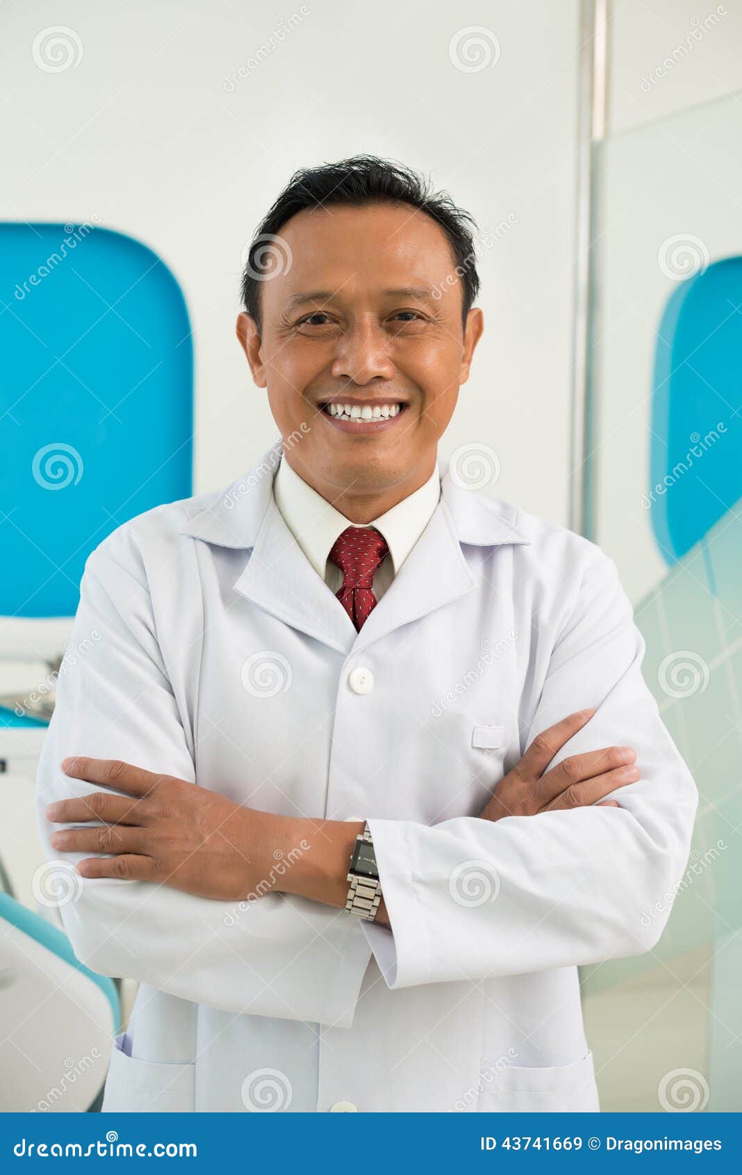 Mature Vietnamese dentist stock image. Image of mature 43741669
