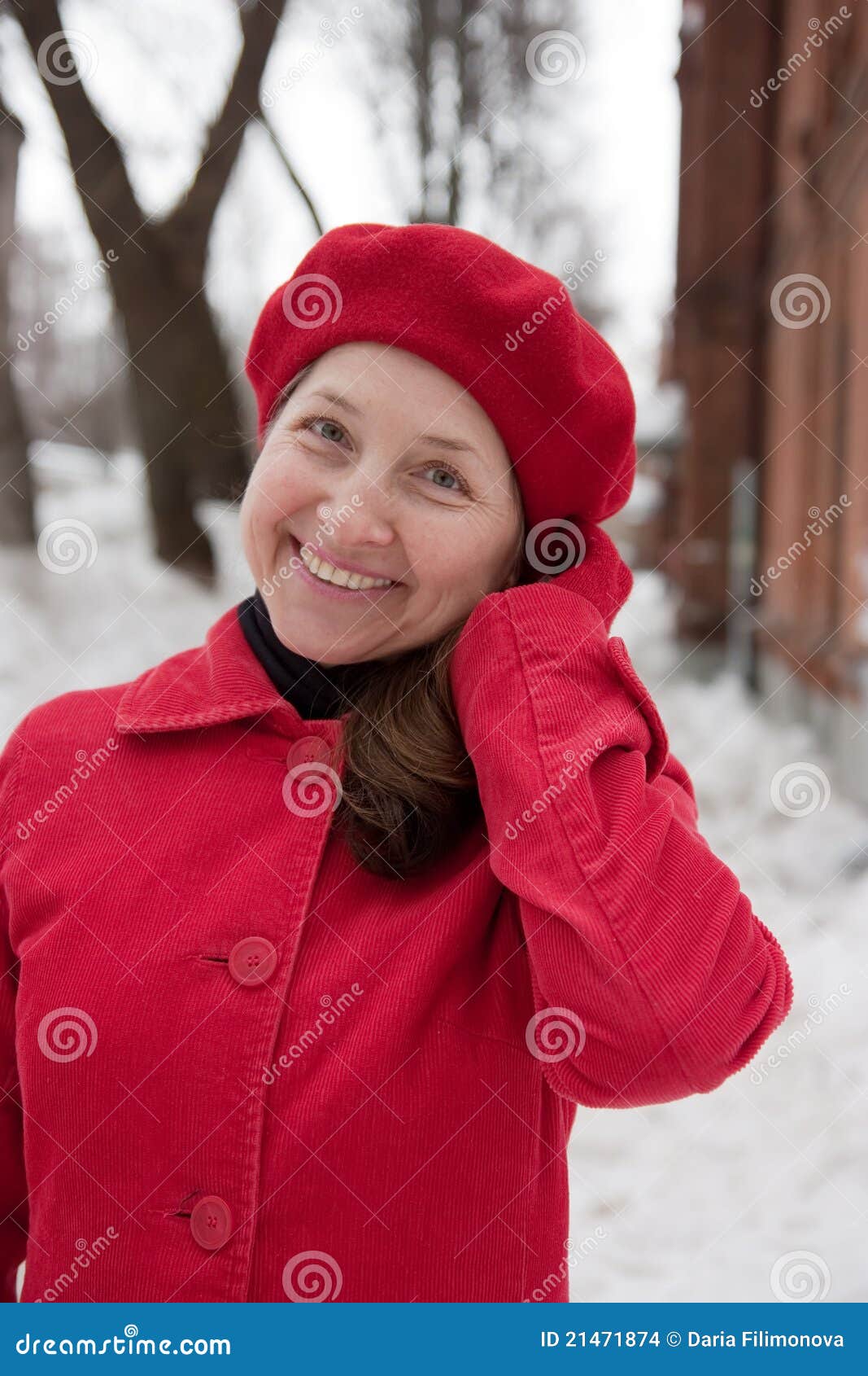 Mature Woman Wearing a Winter Coat Stock Photo - Image of black, gloves ...