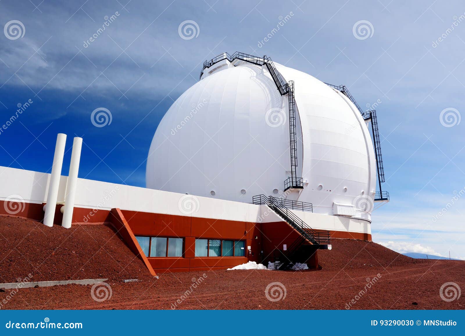 mauna kea observatories on top of mauna kea mountain peak, hawaii, usa