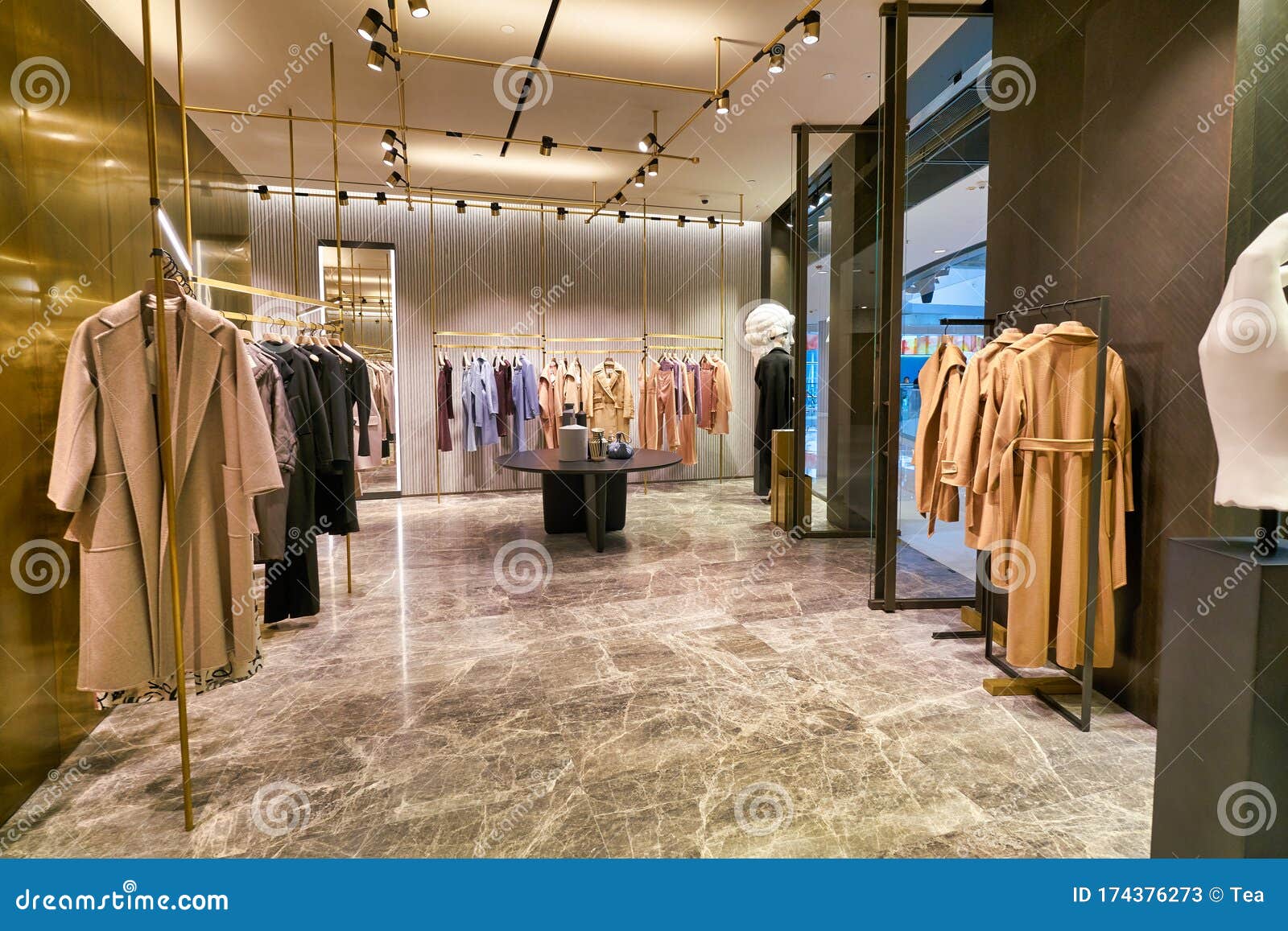 Max Mara store editorial stock photo. Image of indoor - 174376273