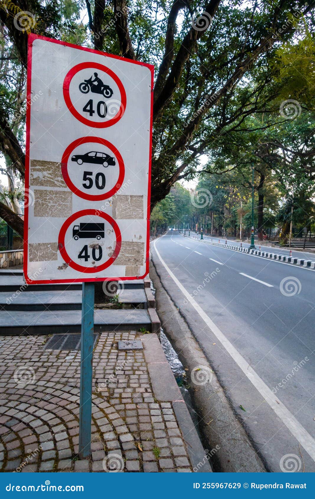 Maximum Speed Limit Sign Board For Different Kinds Of Vehicle On maximum-speed-limit-sign-board-for-different-kinds-of-vehicle-on