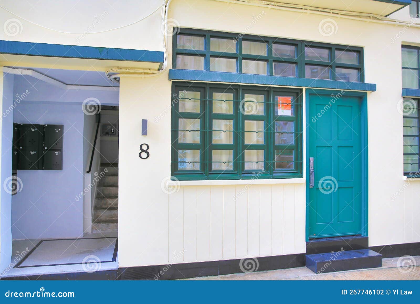 ..2013 May 17 Apartment Building, Central and Western District, Hk