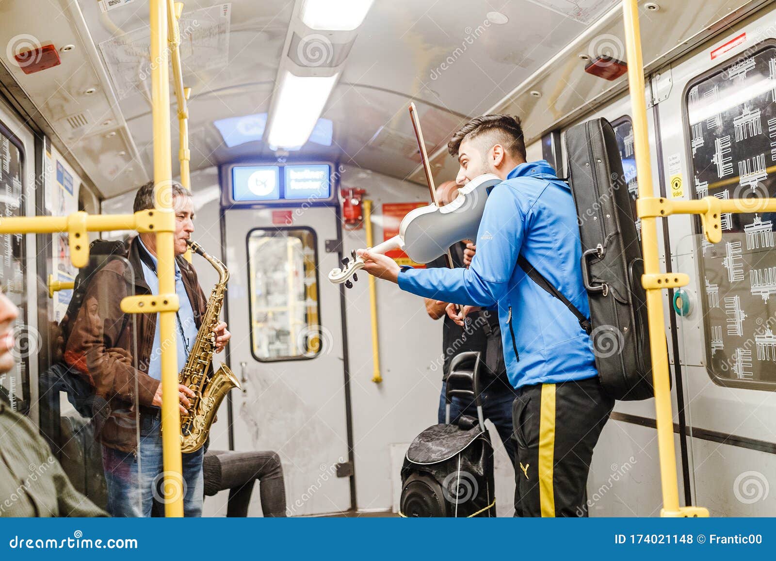 Musician Group Playing Playing Music in Metro Editorial Stock Photo - Image  of musical, male: 174021148