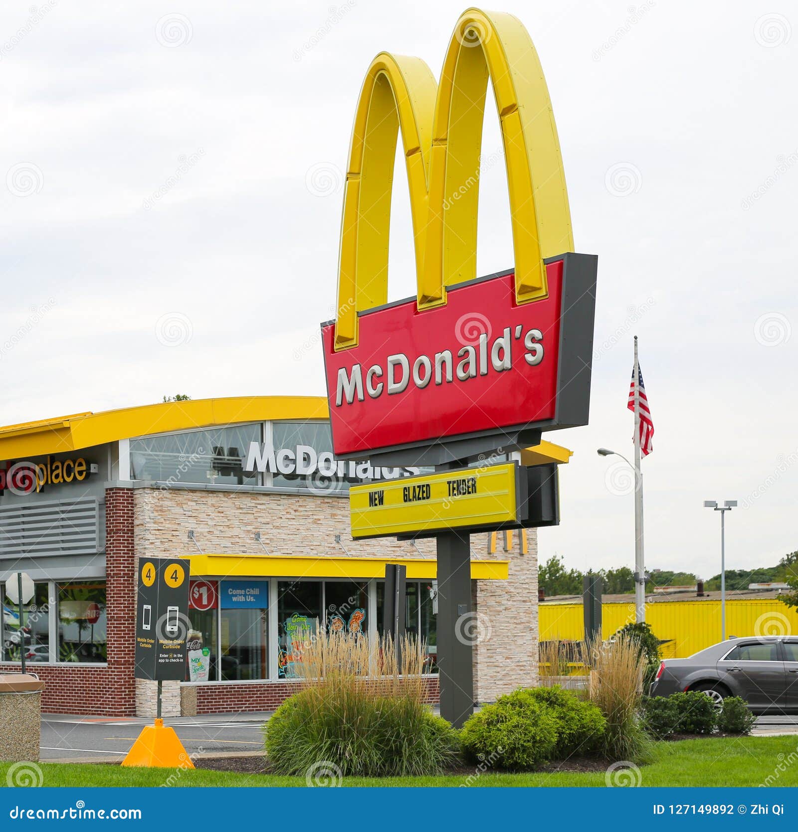 McDonald`s Restaurant in New Jersey. Editorial Photography Image of