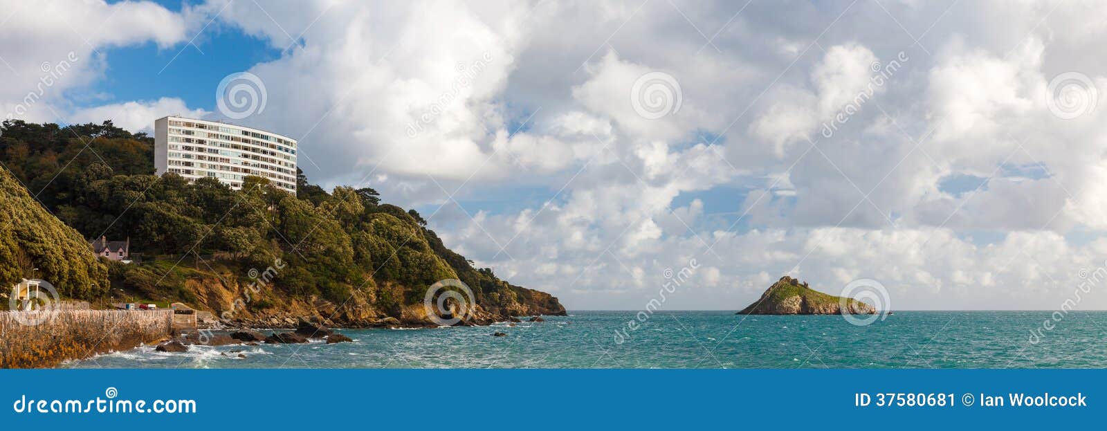 Meadfoot Bay Torquay stock image. Image of european, kingdom 37580681