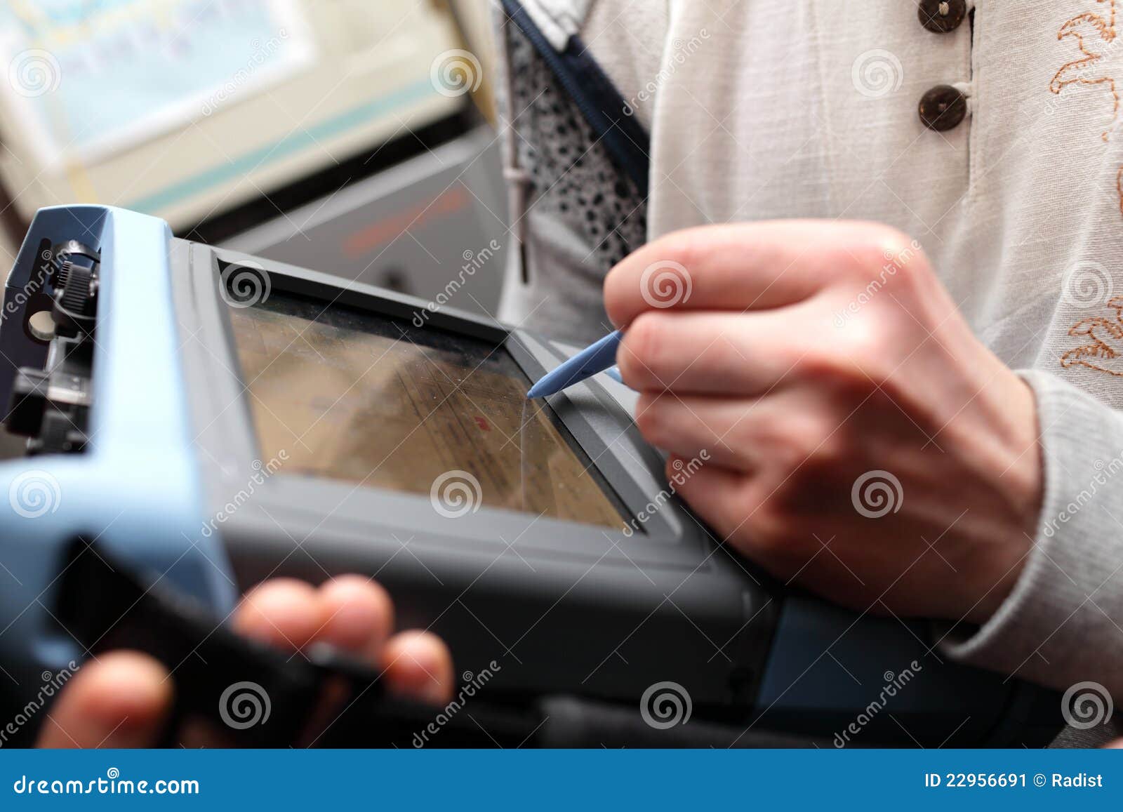 Measurement fiber optic stock image. Image of repair 22956691