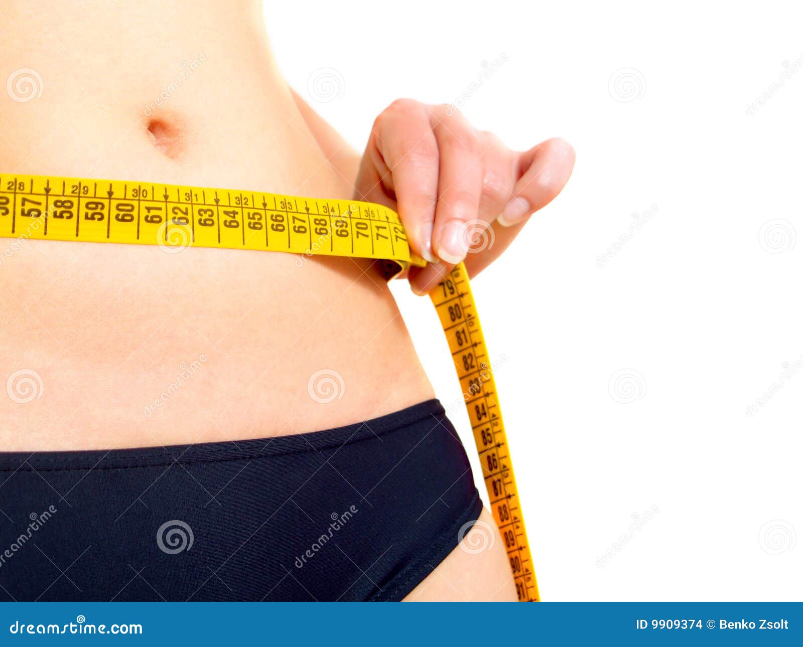 measuring a woman's abdomen