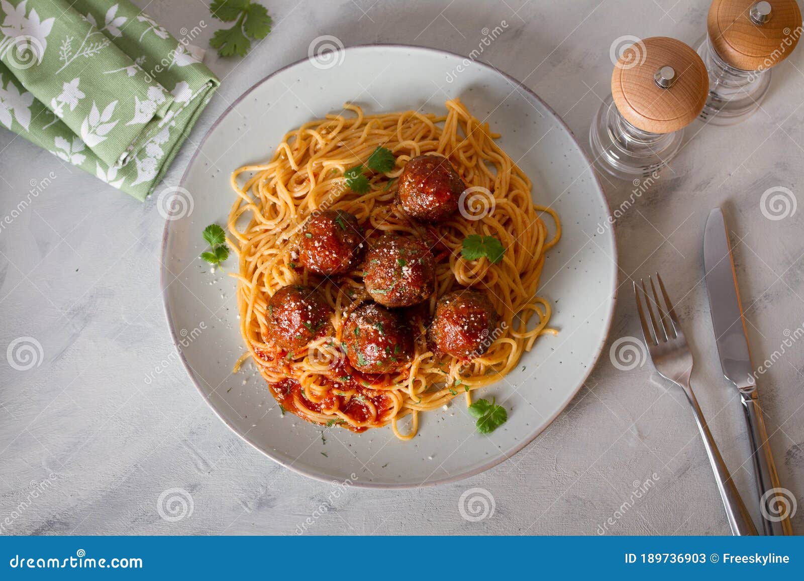 Meatballs and Pasta with Tomato Sauce on Plate. Stock Image Image of lunch, boiled 189736903