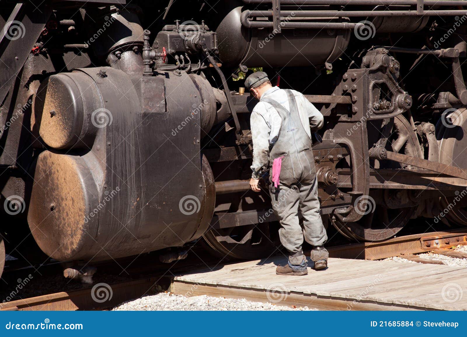 Mechanic checks editorial stock image. Image of 21685884