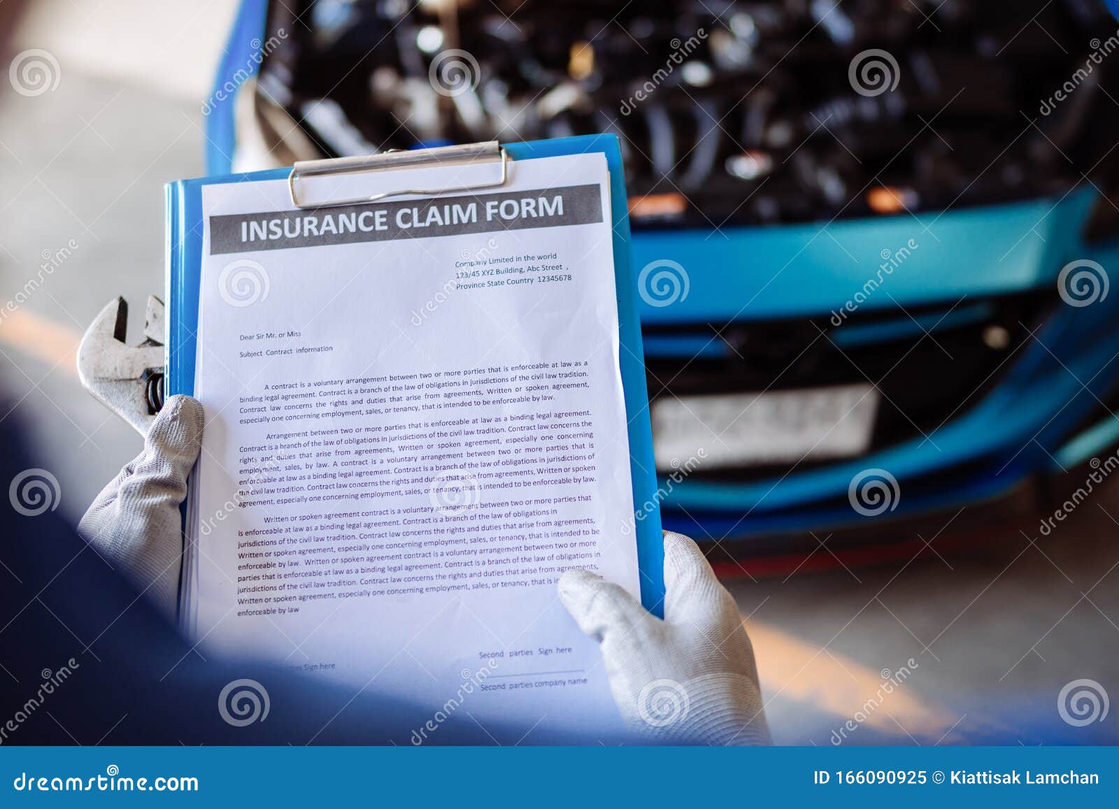 Mechanic Man Examining And Maintenance Via Insurance System Stock Image