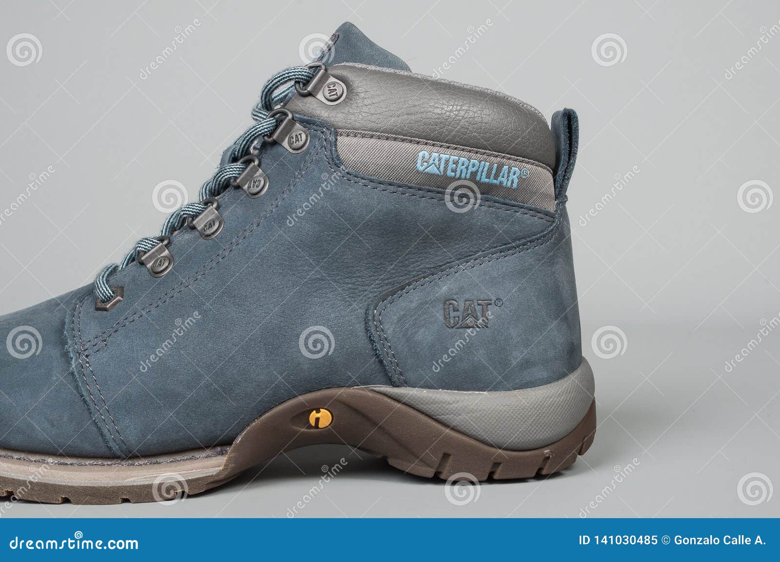 jurado Ambicioso semestre Medellin, Colombia- Marzo 01, 2019: Leather Caterpillar Boots Editorial  Image - Image of footwear, object: 141030485