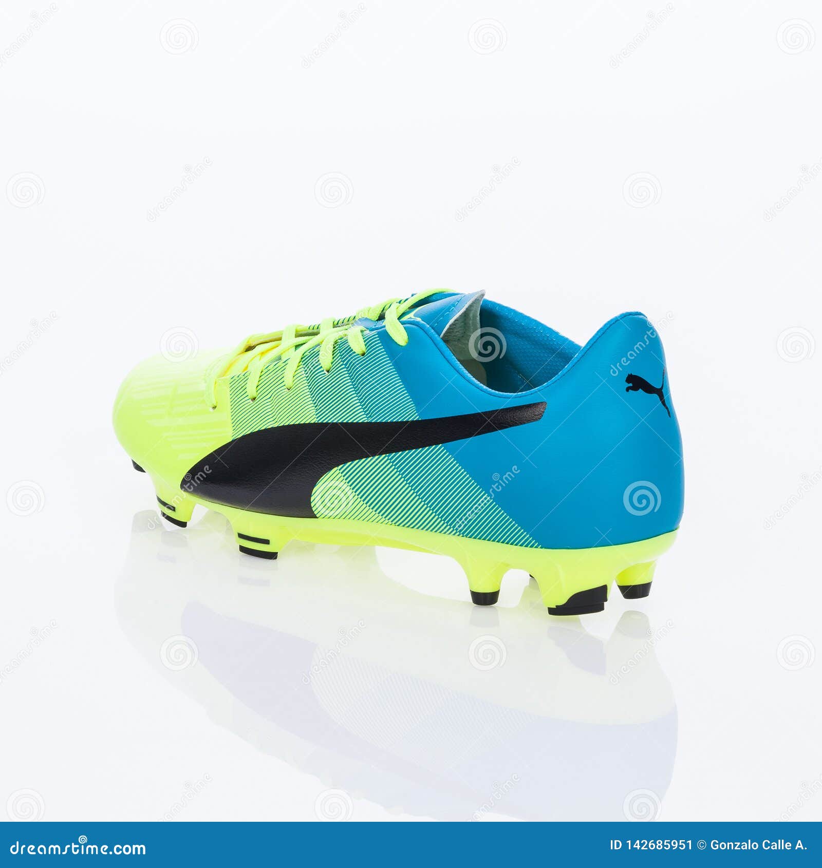 puma soccer cleats womens 2013