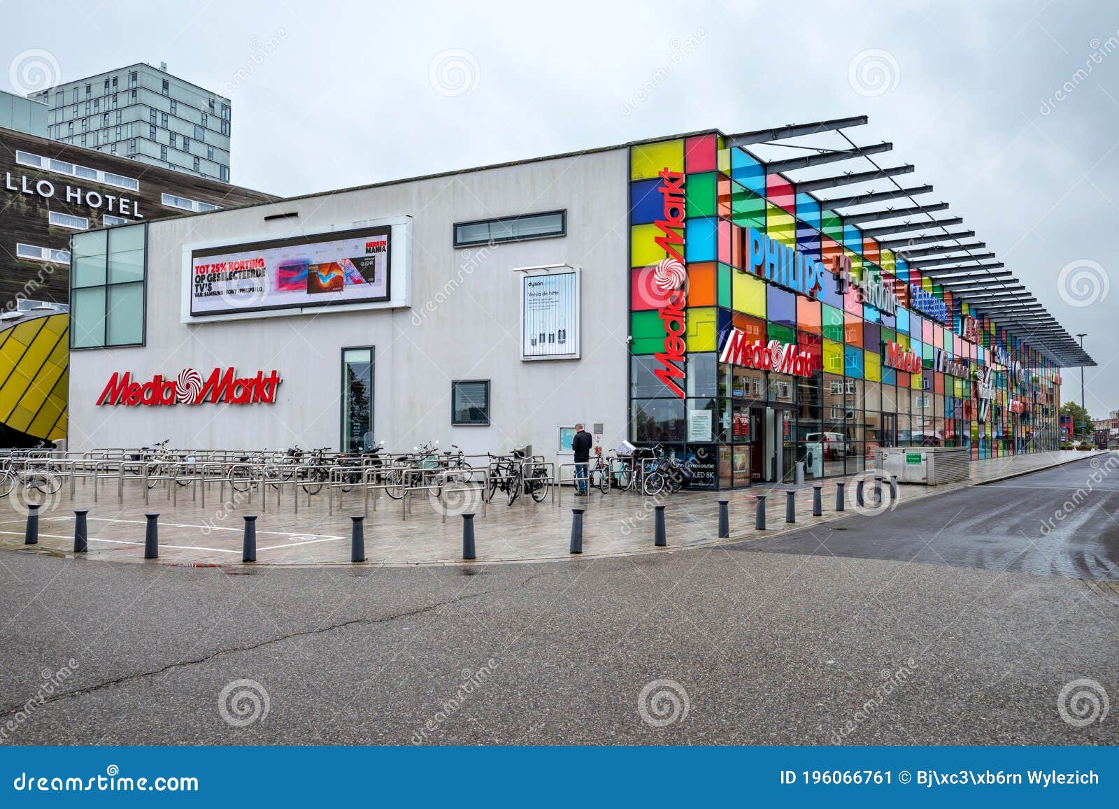 MediaMarkt - Media Markt storefront in Eindhoven NL - Media Markt is a  German multinational chain of consumer electronics stores with over 1000  stores Stock Photo - Alamy