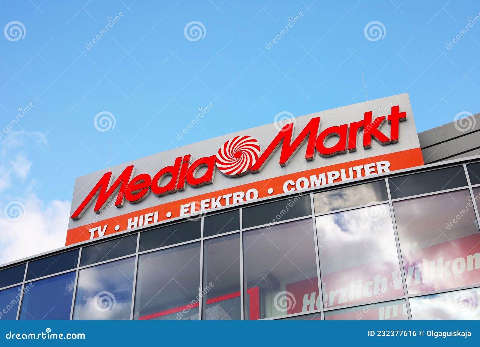 MediaMarkt - Media Markt storefront in Eindhoven NL - Media Markt is a  German multinational chain of consumer electronics stores with over 1000  stores Stock Photo - Alamy