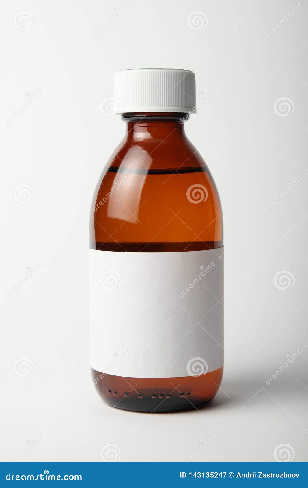 Download 15 897 Glass Bottle Mockup Photos Free Royalty Free Stock Photos From Dreamstime