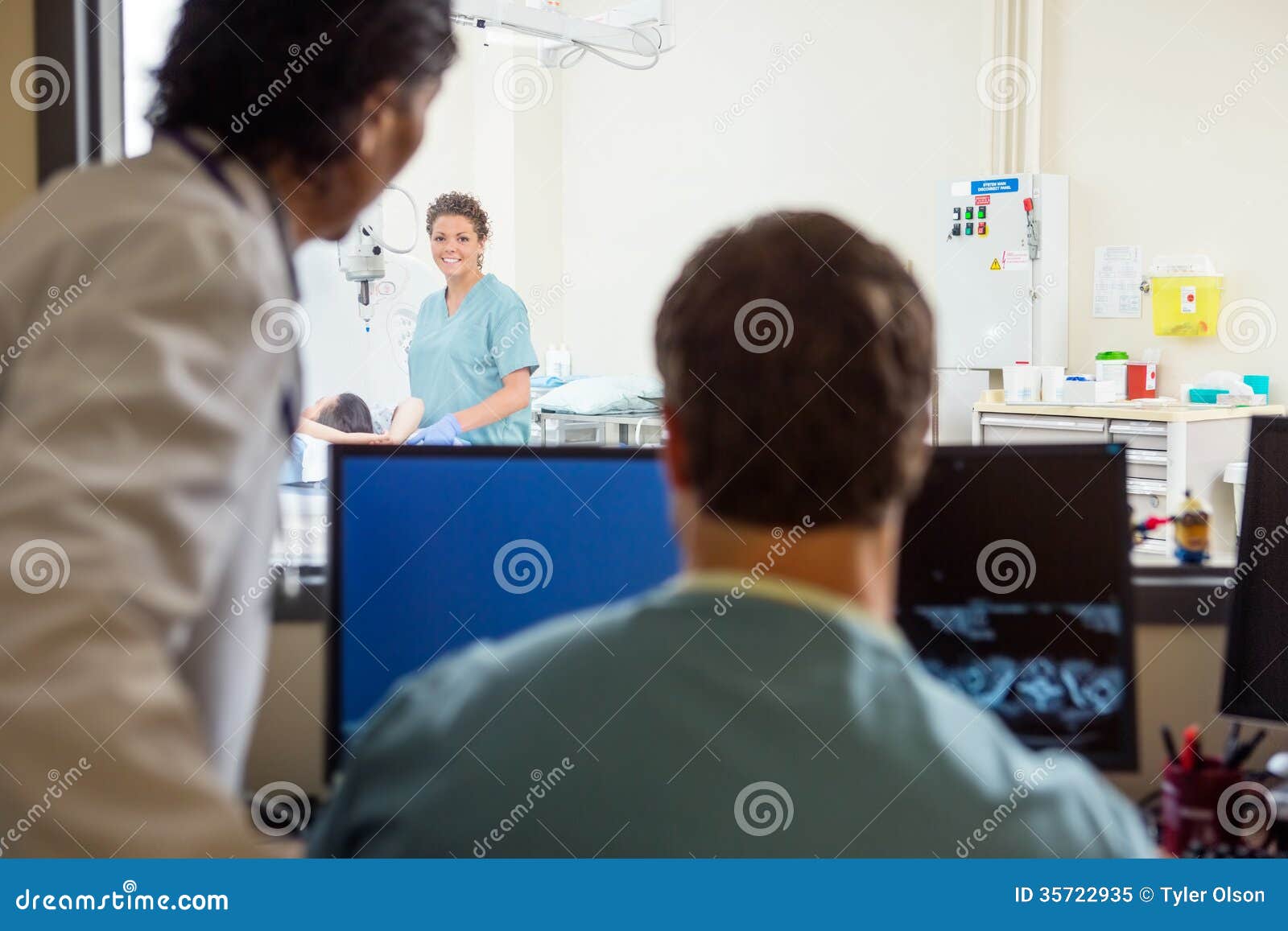 Medical Team In Ct Scan Lab Stock Image Image Of Consult