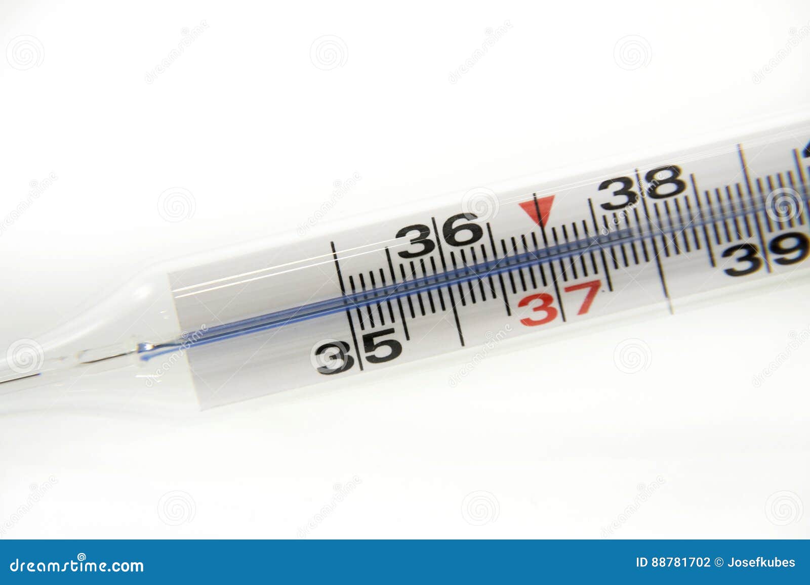 Температура 37 появляется вечером. Градусник 37.8. Градусник 37,8 с температурой 37. Градусник 37.5. Градусник на белом фоне.