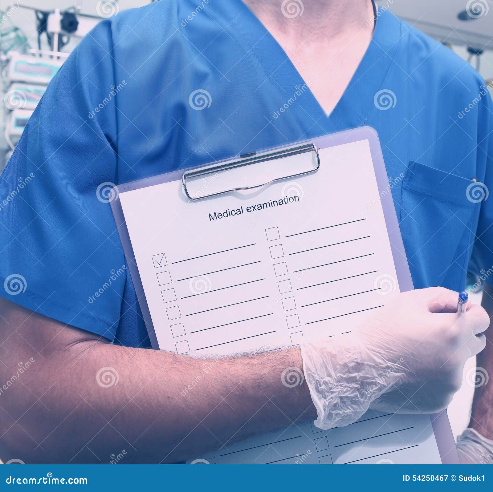 medical worker whith clipboard in hospital