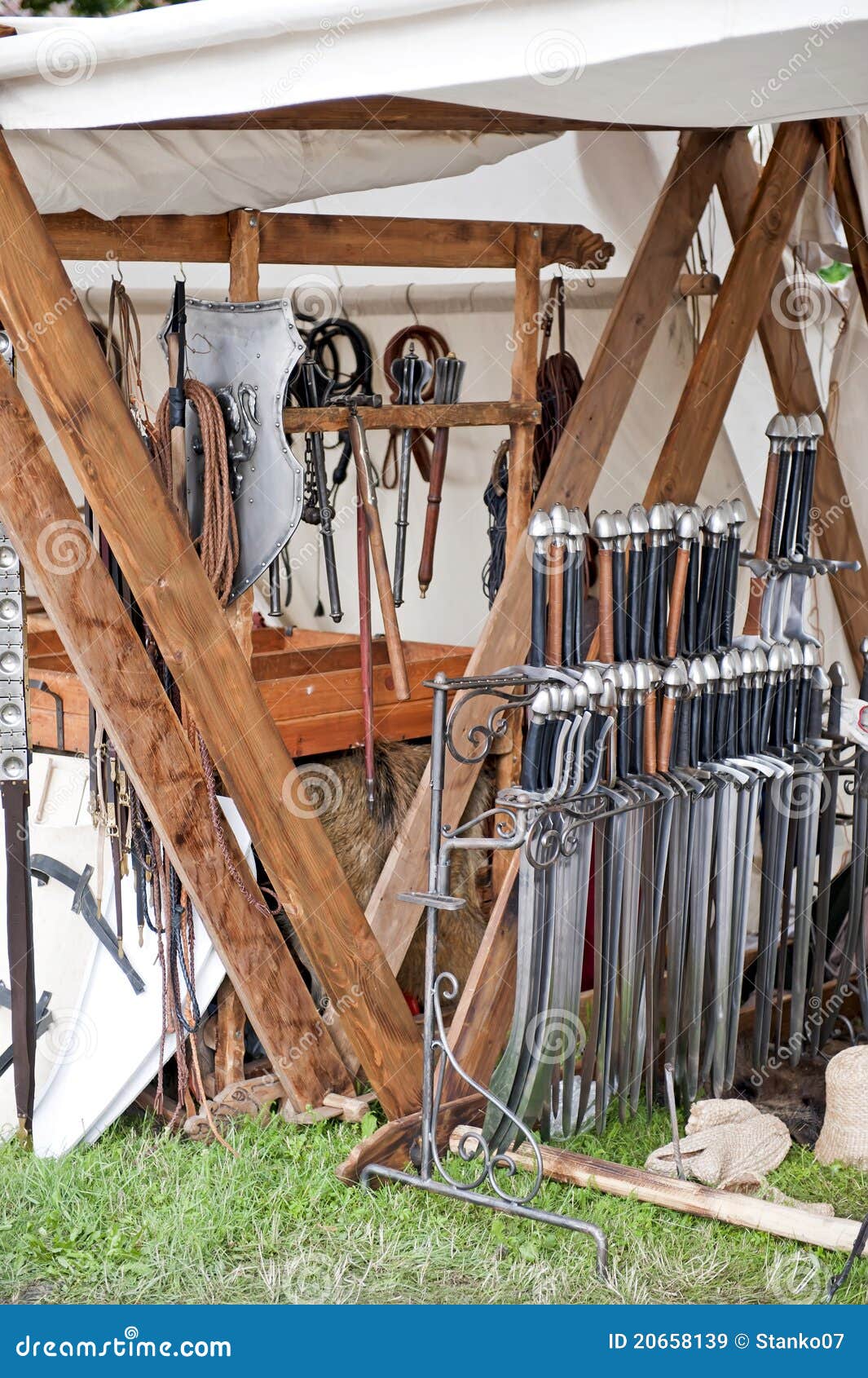 Medieval Armory Images – Browse 13,559 Stock Photos, Vectors, and Video