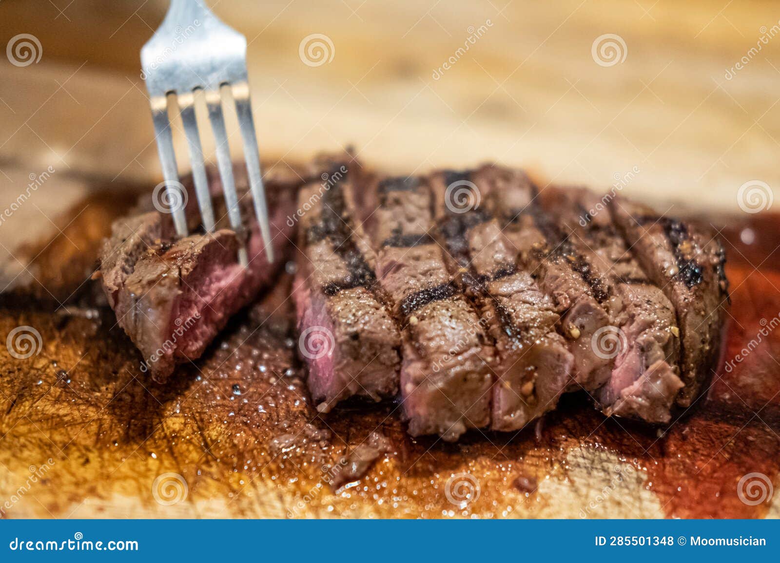 Medium rare meat stock photo. Image of cutting, brown 285501348