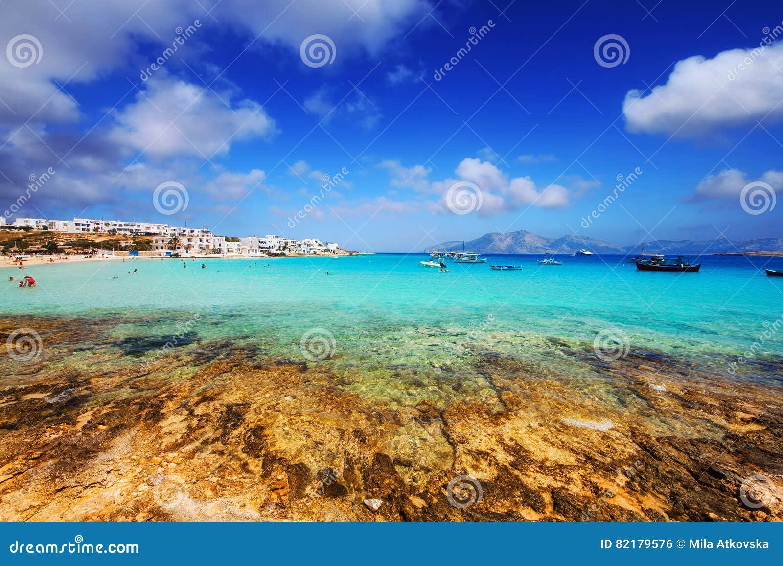 megali ammos beach and port in chora, pano koufonisi