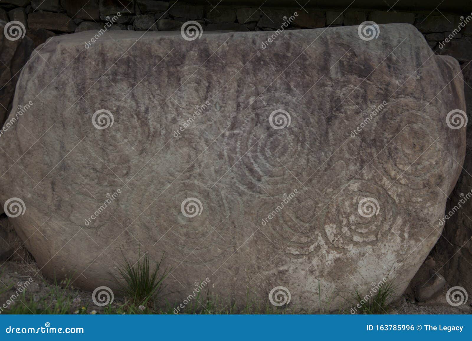 the megalithic art of knowth | the valley of art