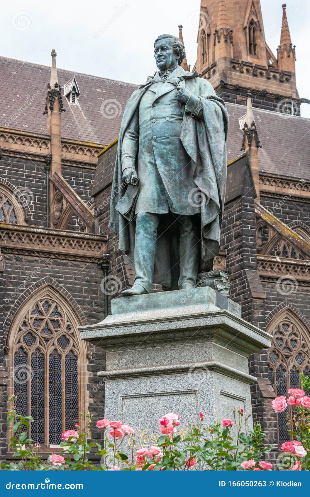Daniel o'connell statue images