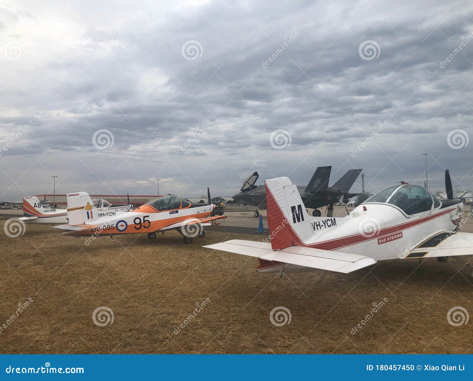 2019 melbourne AirShow editorial image. Image of jets 180457450