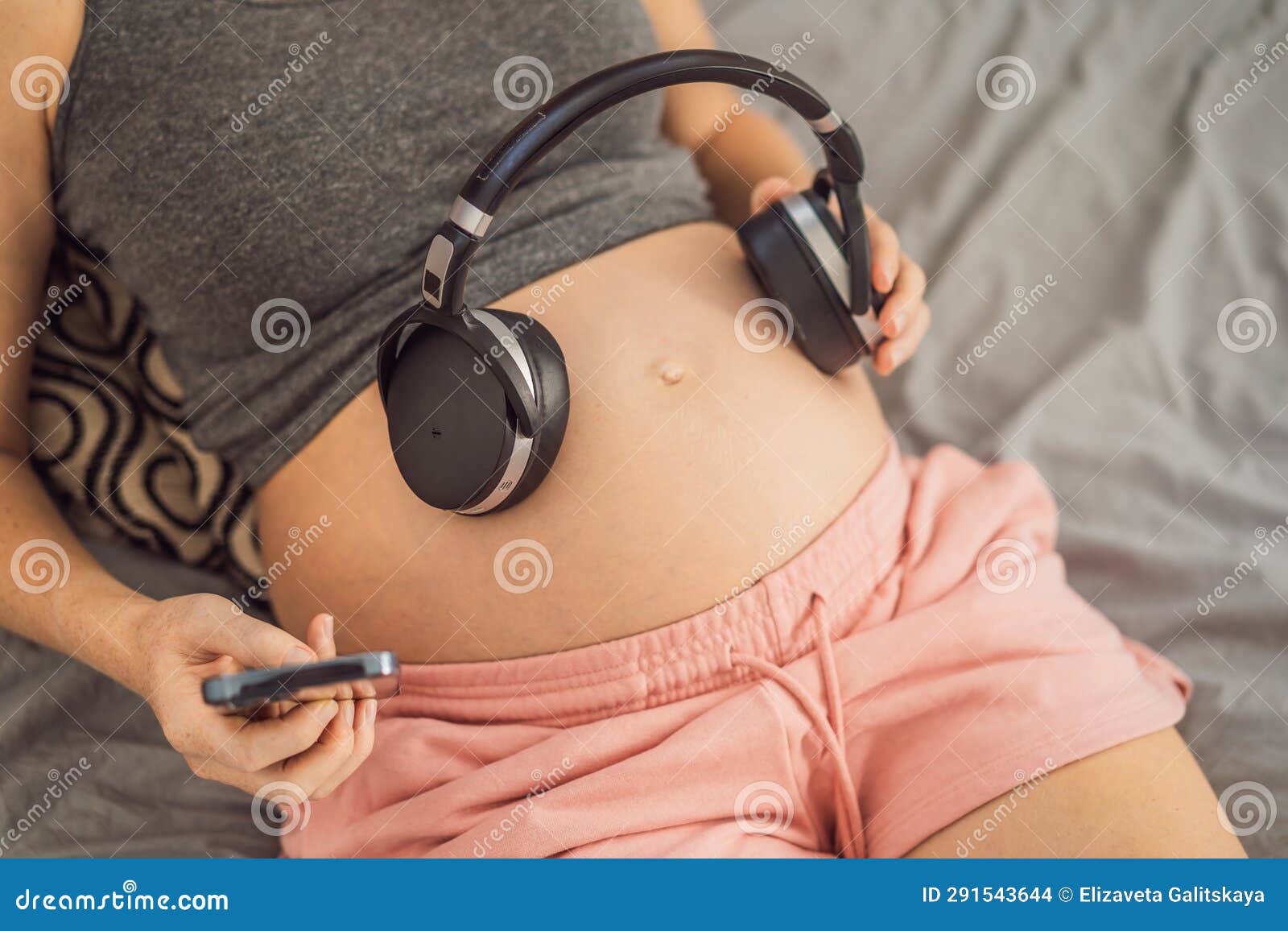 2,659 Belly Headphones Pregnant Stock Photos - Free & Royalty-Free Stock  Photos from Dreamstime